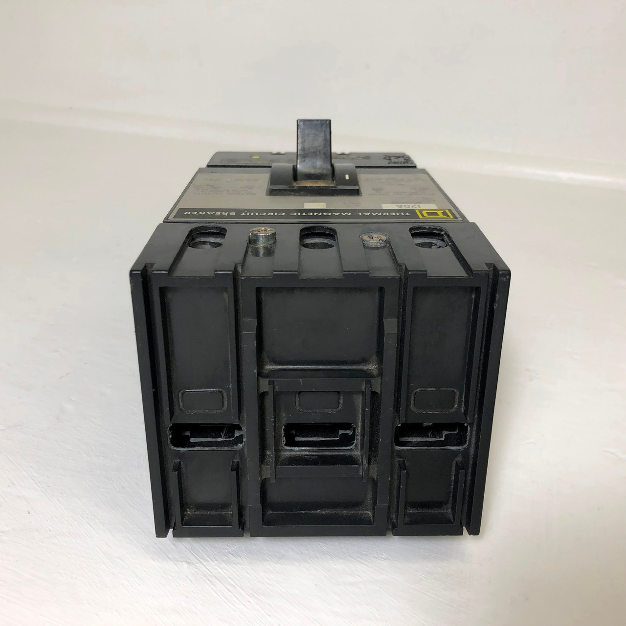 Square D KCJ34125 125A Circuit Breaker 480 VAC 3 Pole S2 KCJ-34125 125 Amp (EM3582-9)