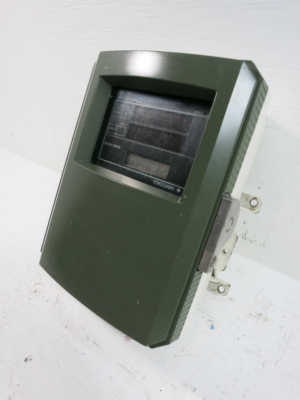 Yokogawa AM11-DHA1A-000*A ADMAG Magnetic Flow Converter 100-130 Vdc / 80-264 Vac (TK5117-4)