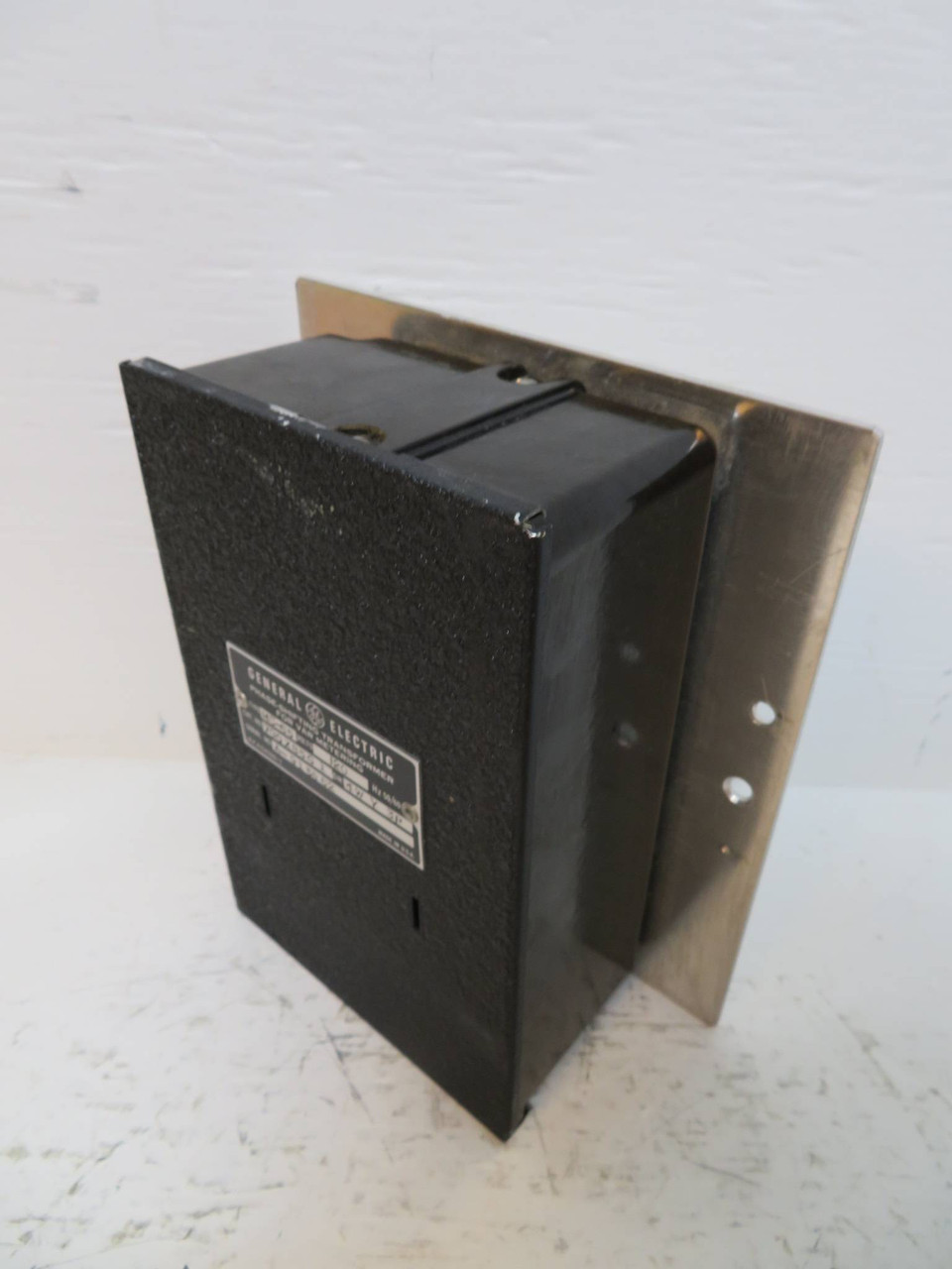 General Electric MC-65 Phase-Shifting Transformer 700X85G1 120V 4W Y 3P GE (NP2431-2)