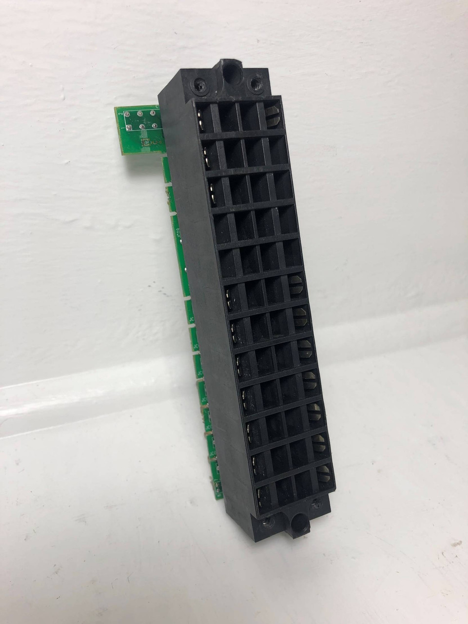 GE Multilin 1219-0014 A-CD Terminal Board Rev. G1 1719-1001 General Electric (EM3626-1)