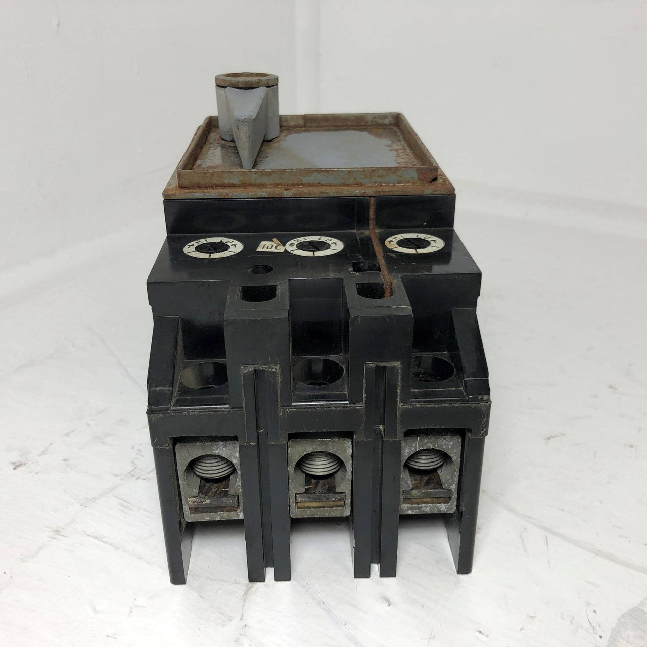 FPE NFJ631175R 175A Circuit Breaker Type NFJ-R 600V 3P Federal Pacific 175 Amp (EM3713-1)