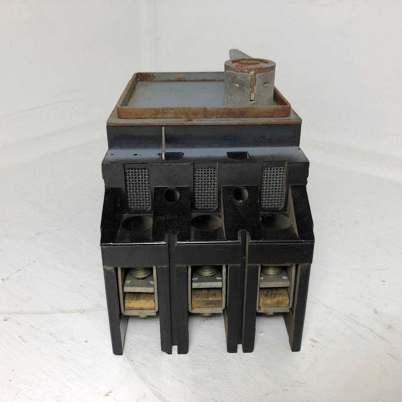 FPE NFJ631200R 200A AB Circuit Breaker w/ Handle NFJ-R 600V 3P 200 Amp bad label (EM3712-2)