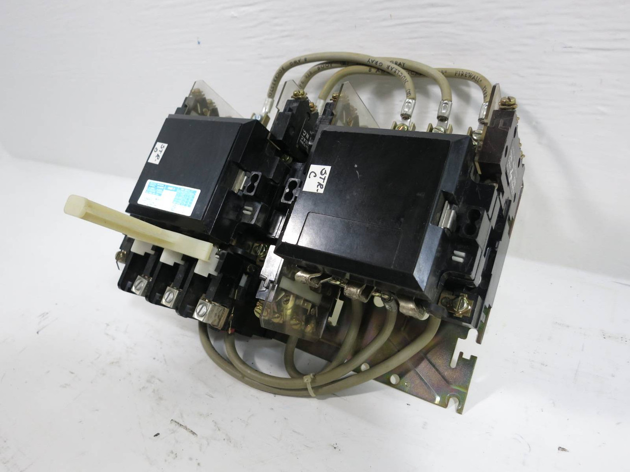 Gould A213D Size 2 Reversing Motor Starter 120V Coil 50 Amp 600V 25HP Sz2 (TK5231-3)