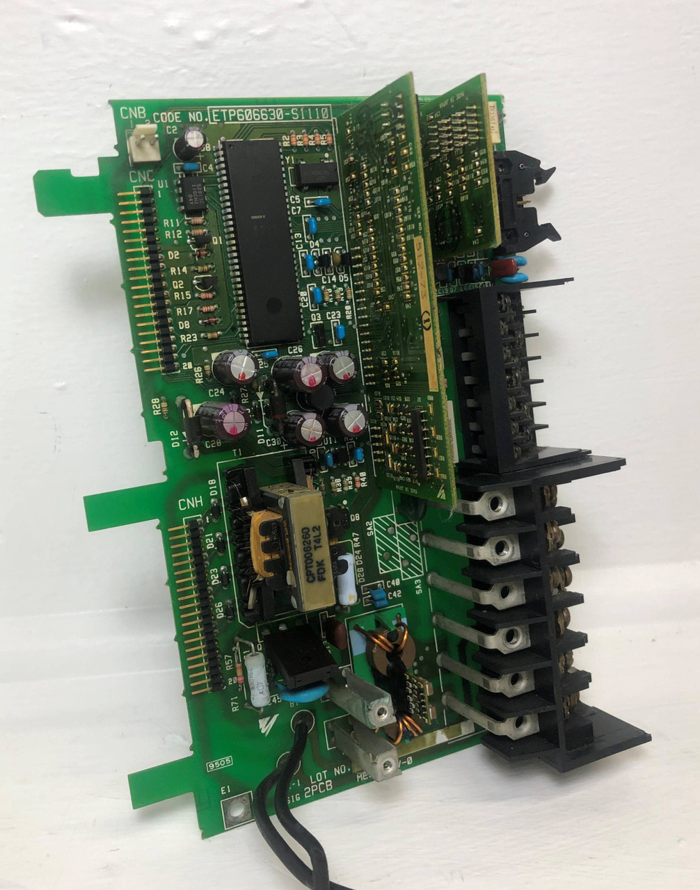 Omron MEC-37AV-0 2PCB Sysdrive 3G3SV Inverter Board ETP606630-S1110 YPCT21107 (EM3720-5)