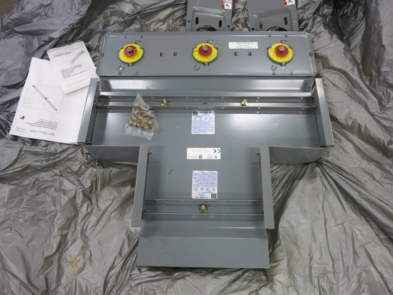 NEW Square D AF2540GR20 4000 to 2000 Amp Reducer I-Line II Feeder Busway 3Ph 4W (DW1684-1)
