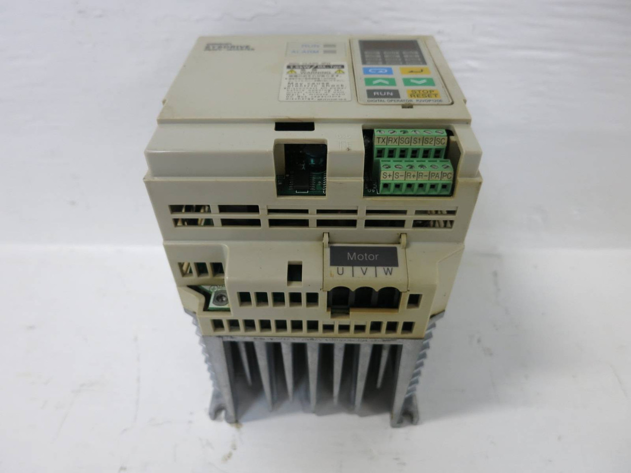 Omron Sysdrive 3G3EV-A2015MA-CE 3G3EV Inverter Drive 1.5kW 7A 2.6kVA 230Vac (TK5290-19)