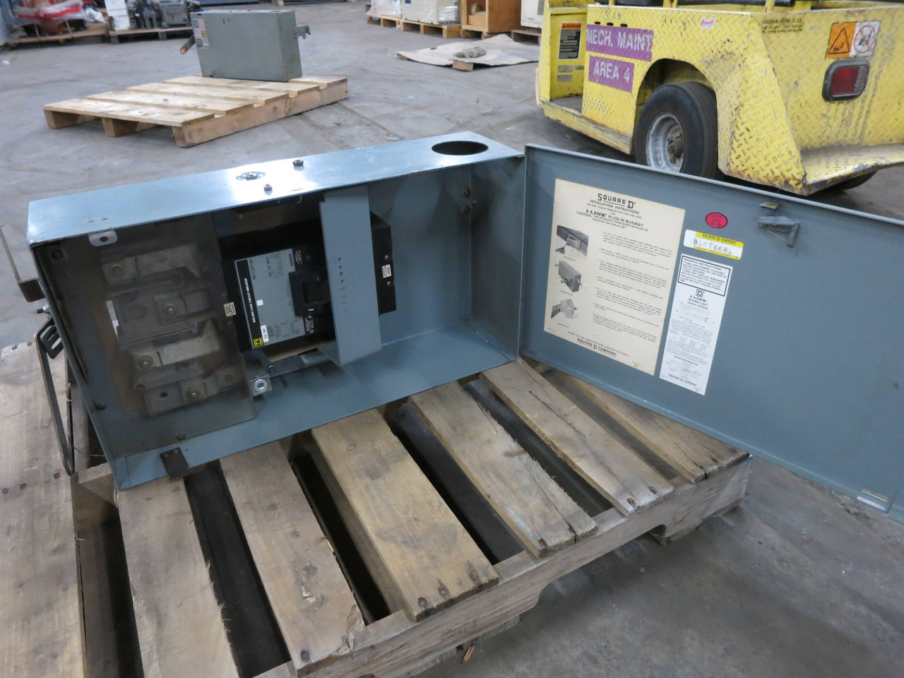 Square D PBLH36250GN 250A 3P4W 480/600V I-Line Circuit Breaker Bus Plug 250 Amp (DW1693-2)