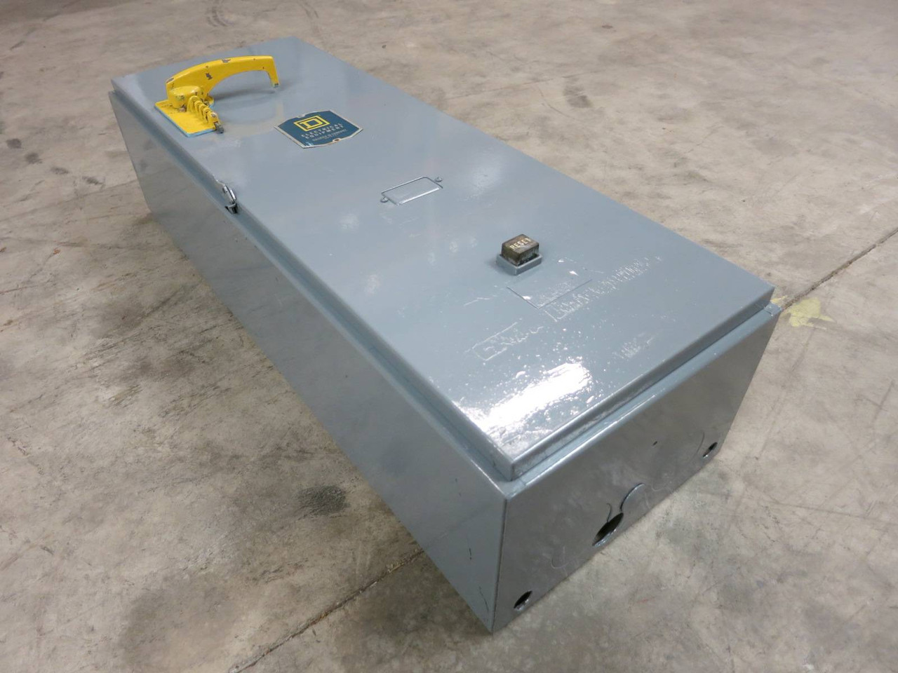 Square D 8536-FO-1-X1 Size 4 Starter 125 Amp Breaker Combination Box 8536-F01 (TK5371-1)