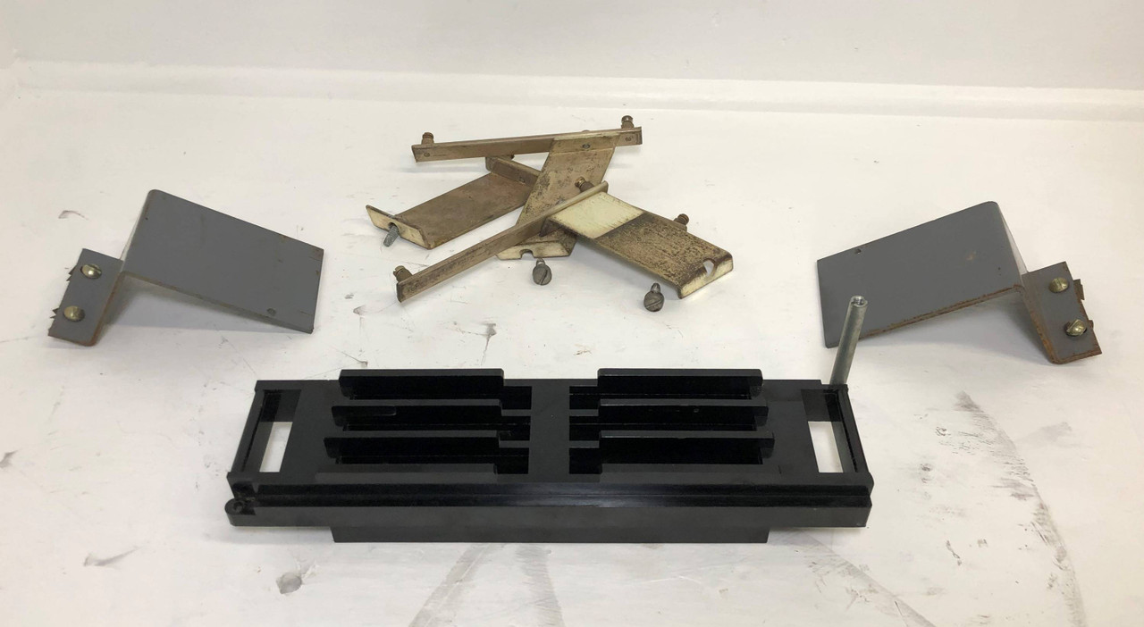 Image of Square D 100A Twin Breaker Hardware Copper Mounting Kit to up to 100 Amp QOB