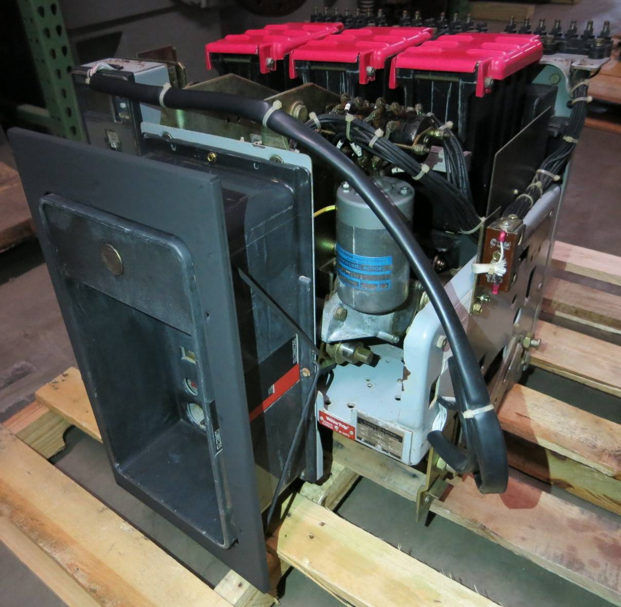 GE AKR-10D-30H 800A LSIG MicroVersa Trip EO General Electric Air Breaker 800 Amp (GA0033-2)