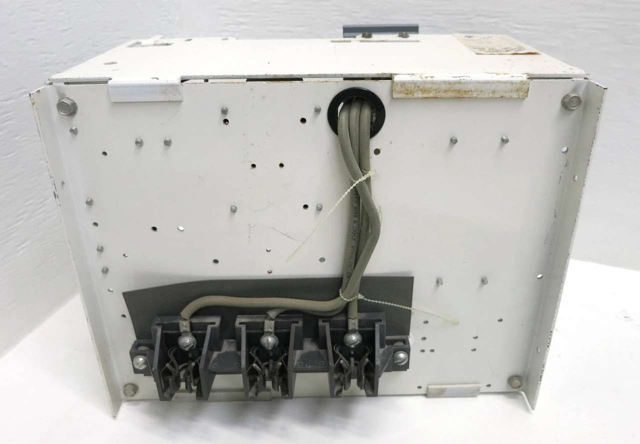 Cutler Hammer F10 Unitrol Size 1 Contactor 25A Breaker Type 12" MCC Bucket 25Amp (DW1899-9)