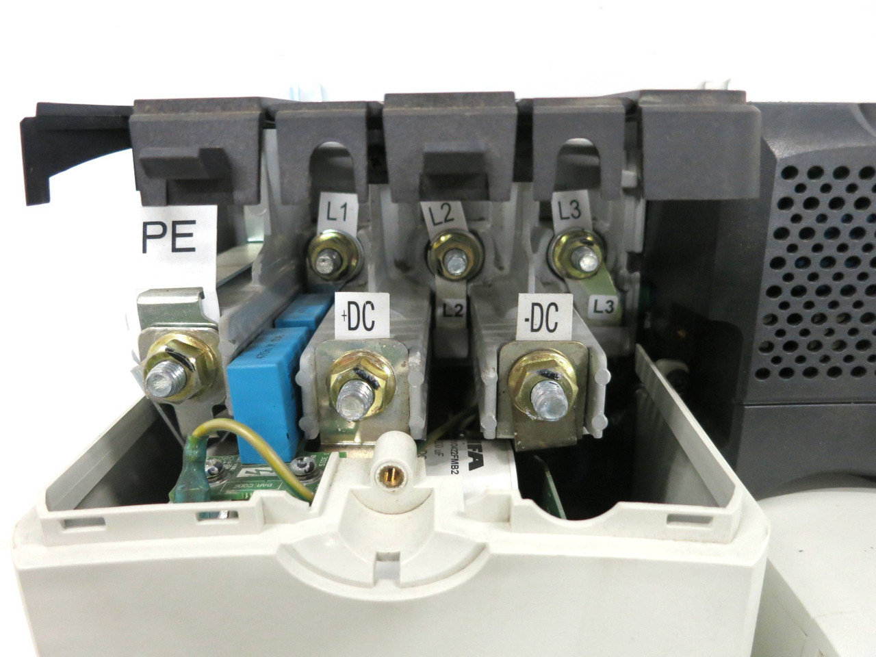 Control Techniques CGP4402 Commander GP20 60HP VS AC Drive 3PH 480V 83A Emerson (DW1917-1)