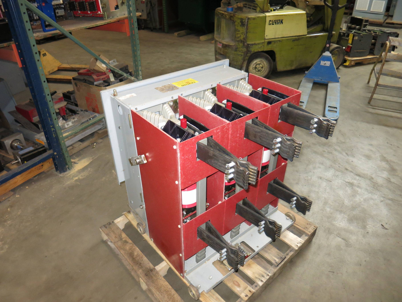 Powell Industries 3000A 15kV 15PV1000-2 125DC Powl-Vac Vacuum Breaker GE PowlVac (GA0040-1)