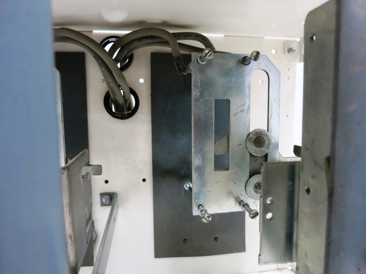 Cutler Hammer F10 Unitrol 30A Dual Feeder Breaker Type 12" MCC Bucket 30 Amp (DW1934-1)