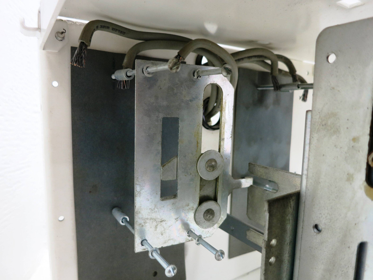 Cutler Hammer F10 Unitrol 30A Dual Feeder Breaker Type 12" MCC Bucket 30 Amp (DW1934-1)