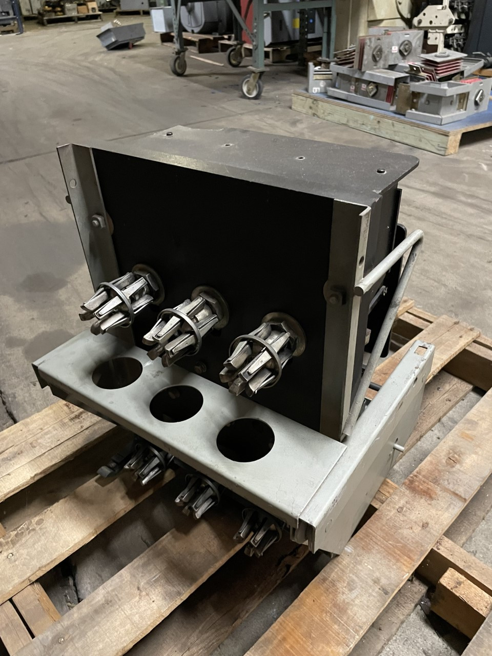 Westinghouse DK 25 600 Amp Air Breaker w 600A DK Overload Trip DK25 600A (GA0043-1)