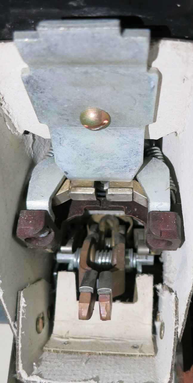 GE AK-2A-15-1 225A MicroVersa Trip Air LV Breaker General Electric 2A15 225 Amp (GA0068-1)