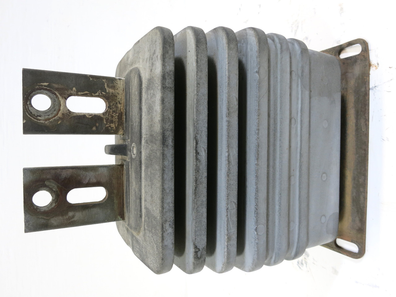 GE 693X85 Current Transformer Type JKW-3 Ratio 500:5 CT General Electric Outdoor (DW1997-2)