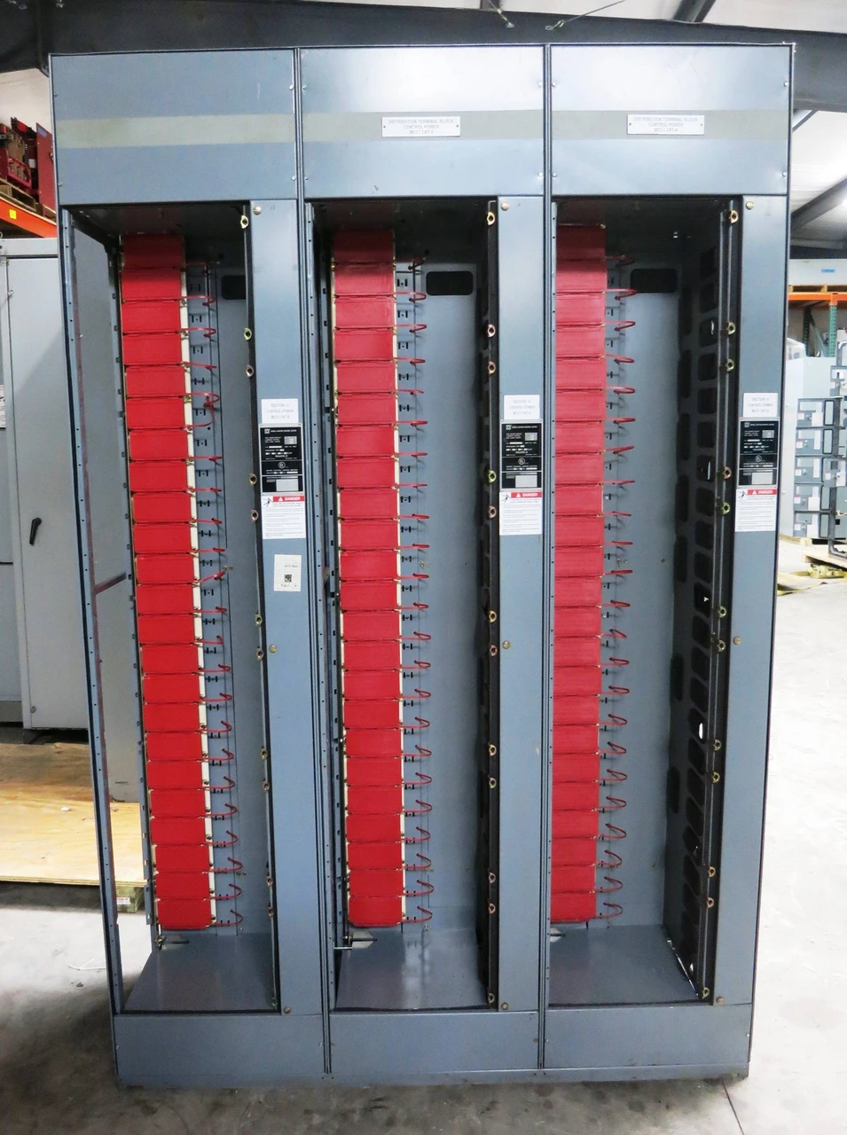 Square D Model 6 800/300 Amp 480V MCC Motor Control Center 3x Section 800A 300A (DW2109-6)