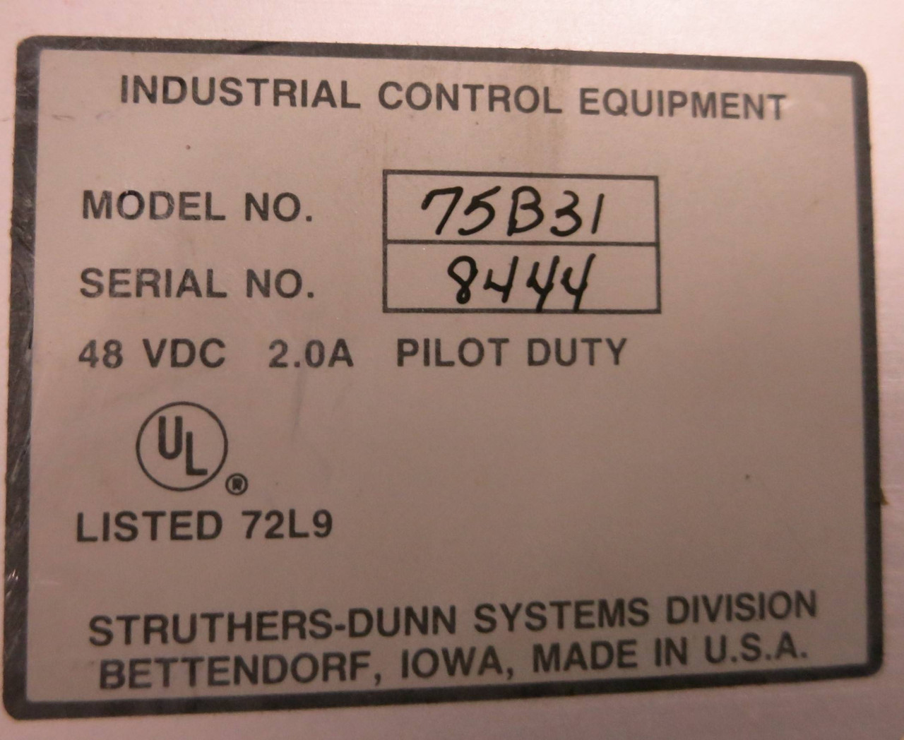Industrial Control Equipment 75B31 48 VDC Output Module PLC Uticor Rev E2 Red (GA0133-1)