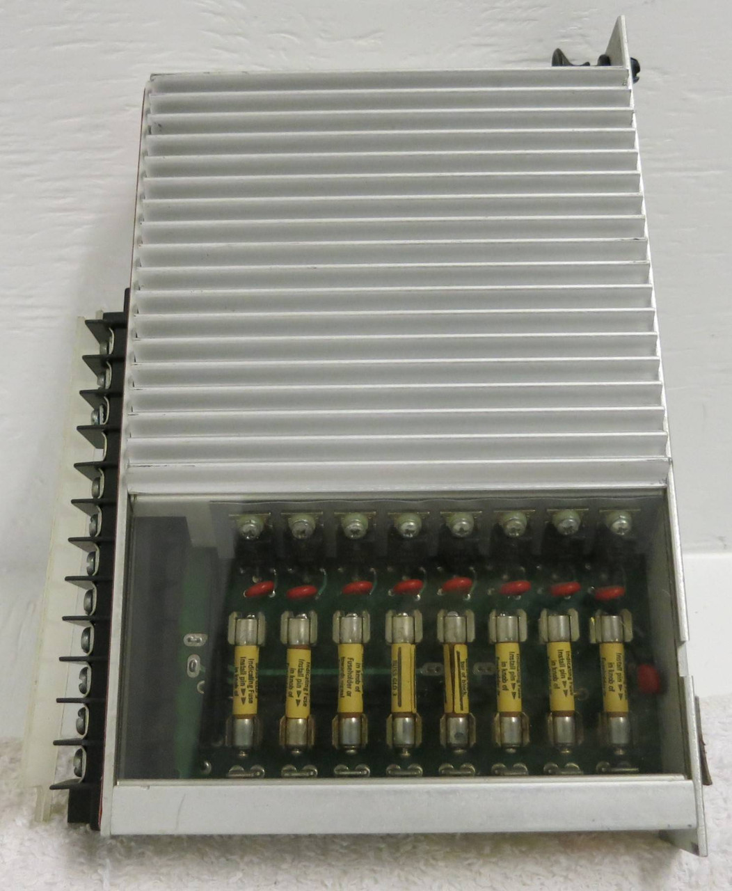 Industrial Control Equipment 75B31 48 VDC Output Module PLC Uticor Rev E2 Red (GA0133-1)