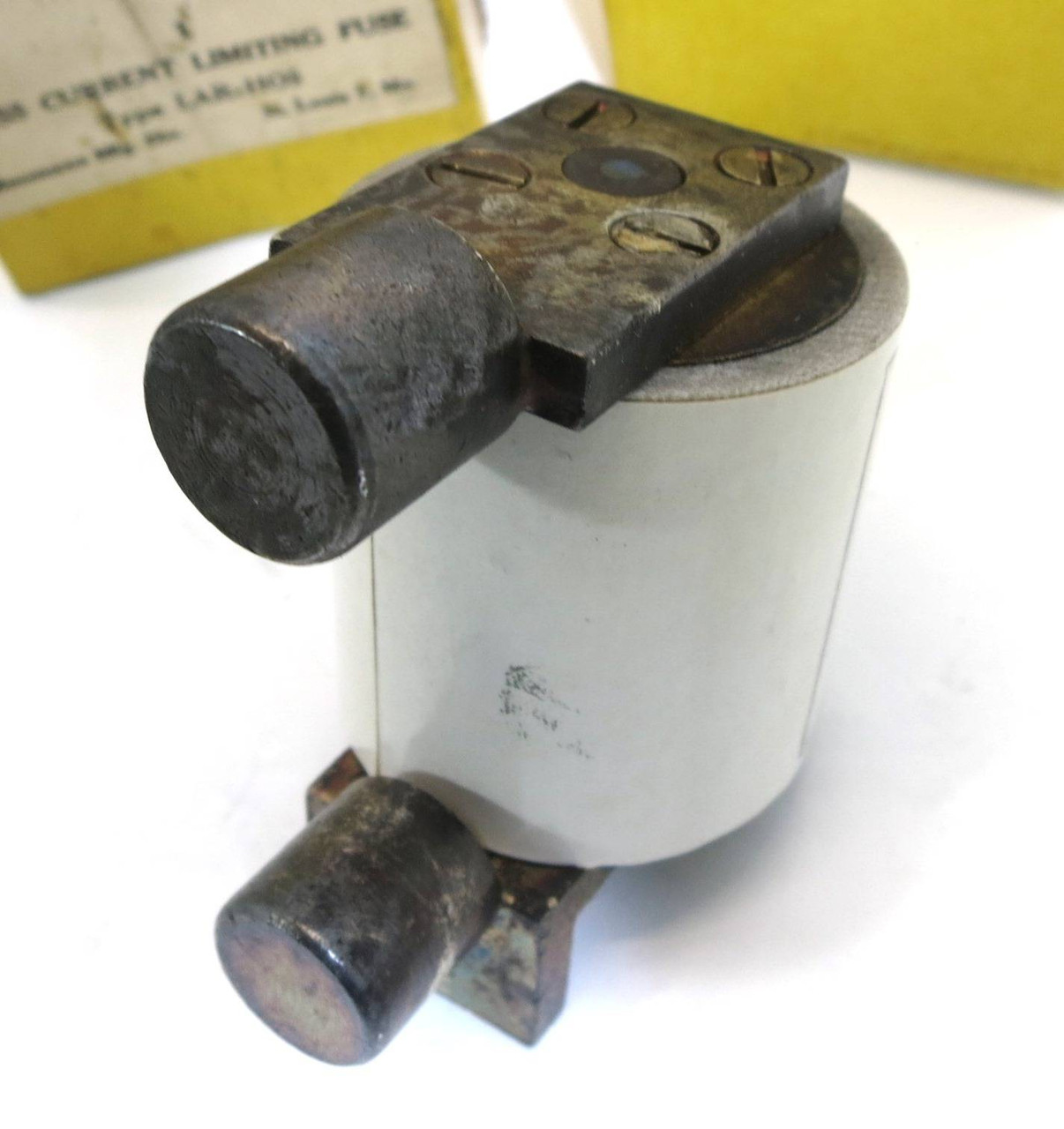 NEW Bussmann LAR-H05 Buss Current Limiting Fuse K KL LA Breakers LAR-HO5 LARH05 (DW2193-2)