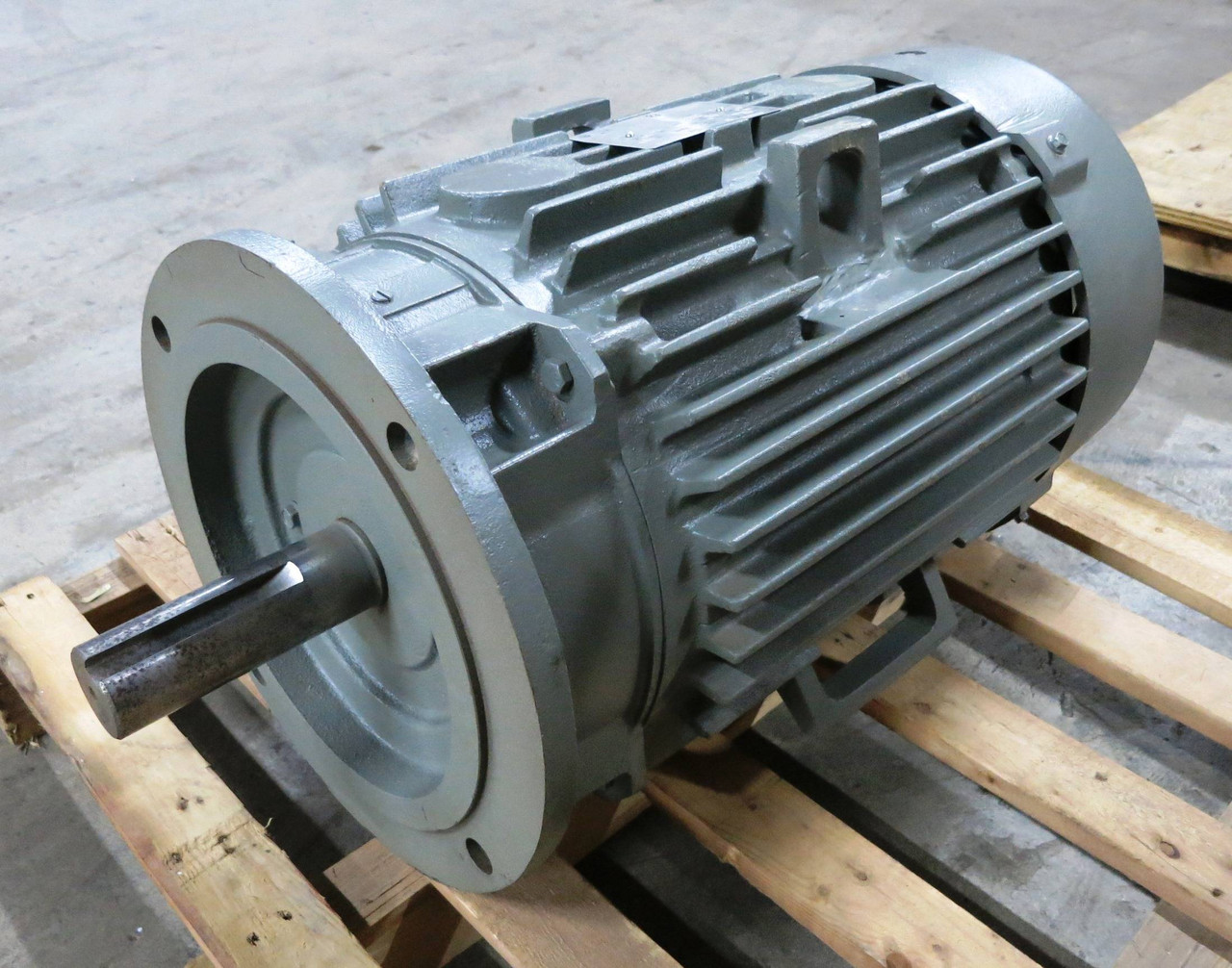 GE 5KE284SAB230 25 HP 1770 RPM AC Motor 575V 23.7A TEFC 284TD Type KE (DW2230-1)