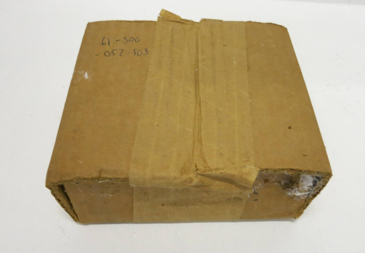 NEW Siemens 61-300-052-503 Current Transformer Ratio 400/1 CT NIB (GA0203-9)