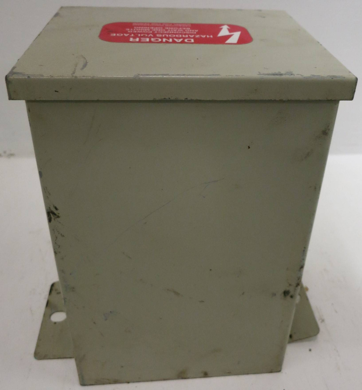 ABB Control Inc. C484G5-3FI 5.0 kVAR 480V 60Hz 3PH CLMD-43 Capacitor 5.0kVAR (GA0228-1)