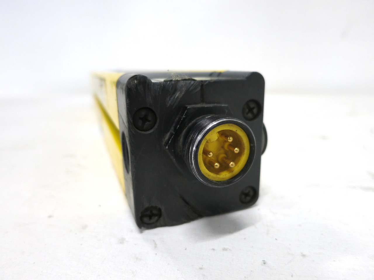 SICK MGSS30-12 Safety Light Curtain Transmitter 30-MGS MGSE Presence Sensing (DW2271-2)