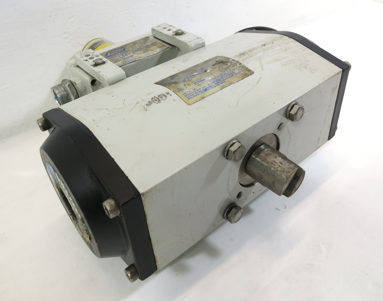 Milwaukee Controls MC22S4-DLS Pneumatic Valve Actuator 150 PSI LS4-2M0190CS (DW2380-3)