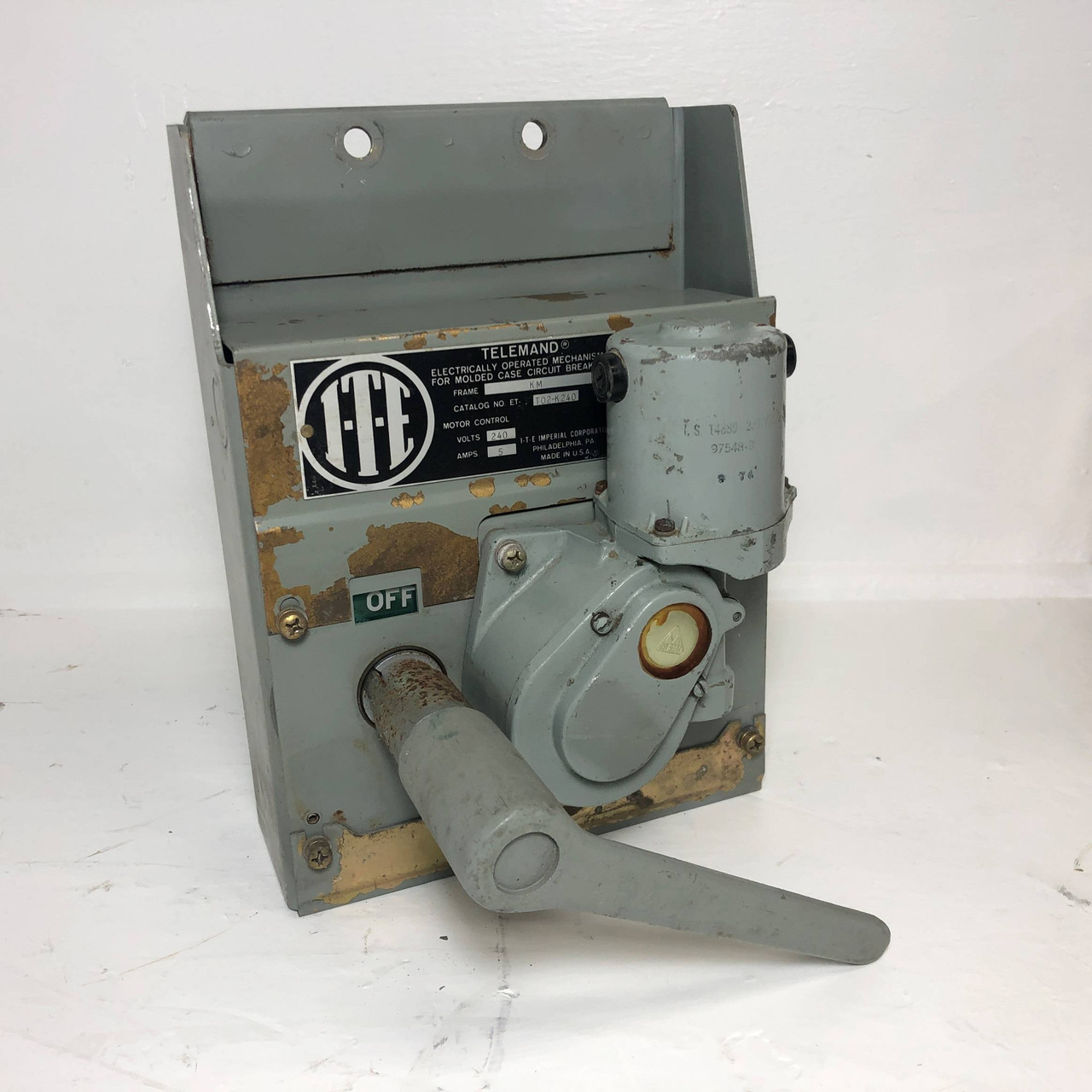 Image of I-T-E Telemand T02-K240 Frame KM Electrically Operated Mechanism 240V 5 Amp flaw