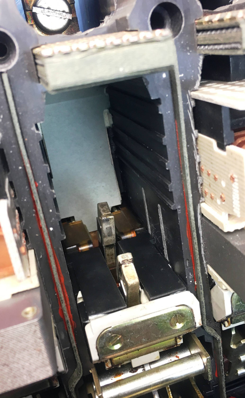 GE THLC234150 150A Current Limiting Circuit Breaker w/ Shunt 480 VAC 3P 150 Amp (EM4017-1)