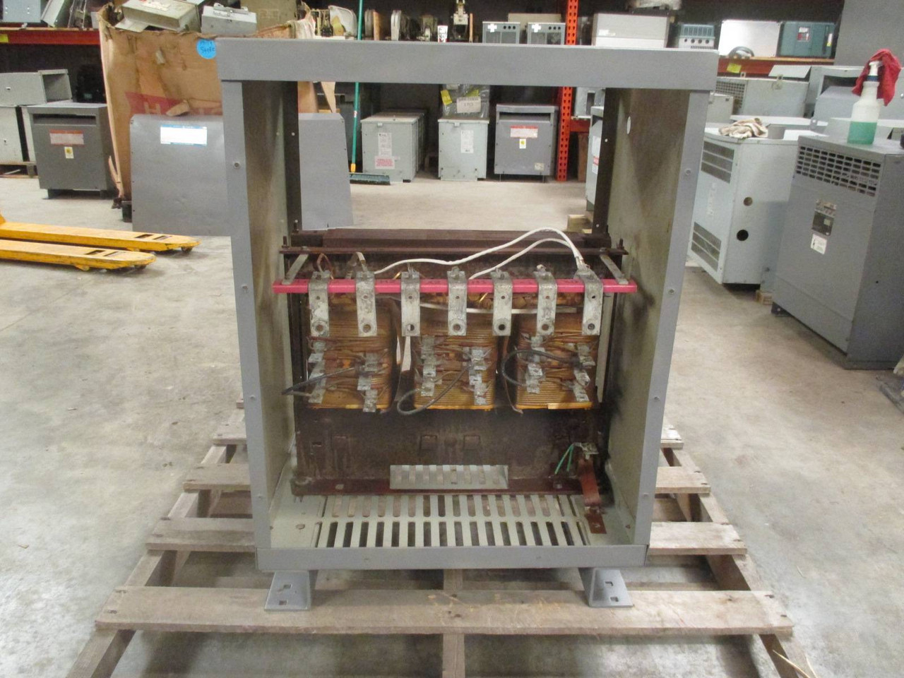 GE 27 kVA 460 Delta to 460Y/266 9T23B4002G22 3PH Isolation Transformer 460 Y (EBI2178-2)