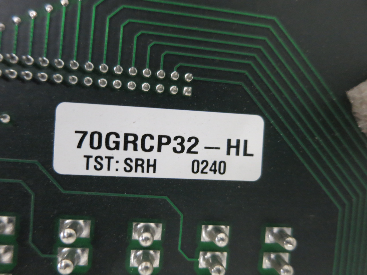 Grayhill 70GRCP32-HL Channel Terminal Board Input Output Relay w/ 72-PMX320 Card (DW2718-6)