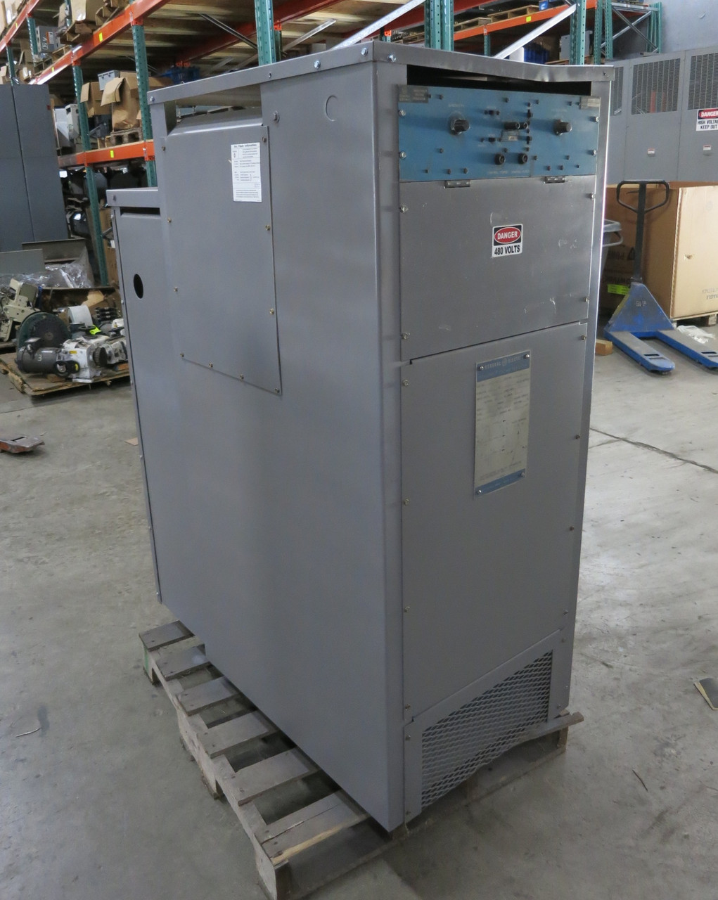 GE 31D6840G30 Inductrol Voltage Regulator 332 kVA @ 460V 460 In AIRT 416A 3PH (DW2827-1)