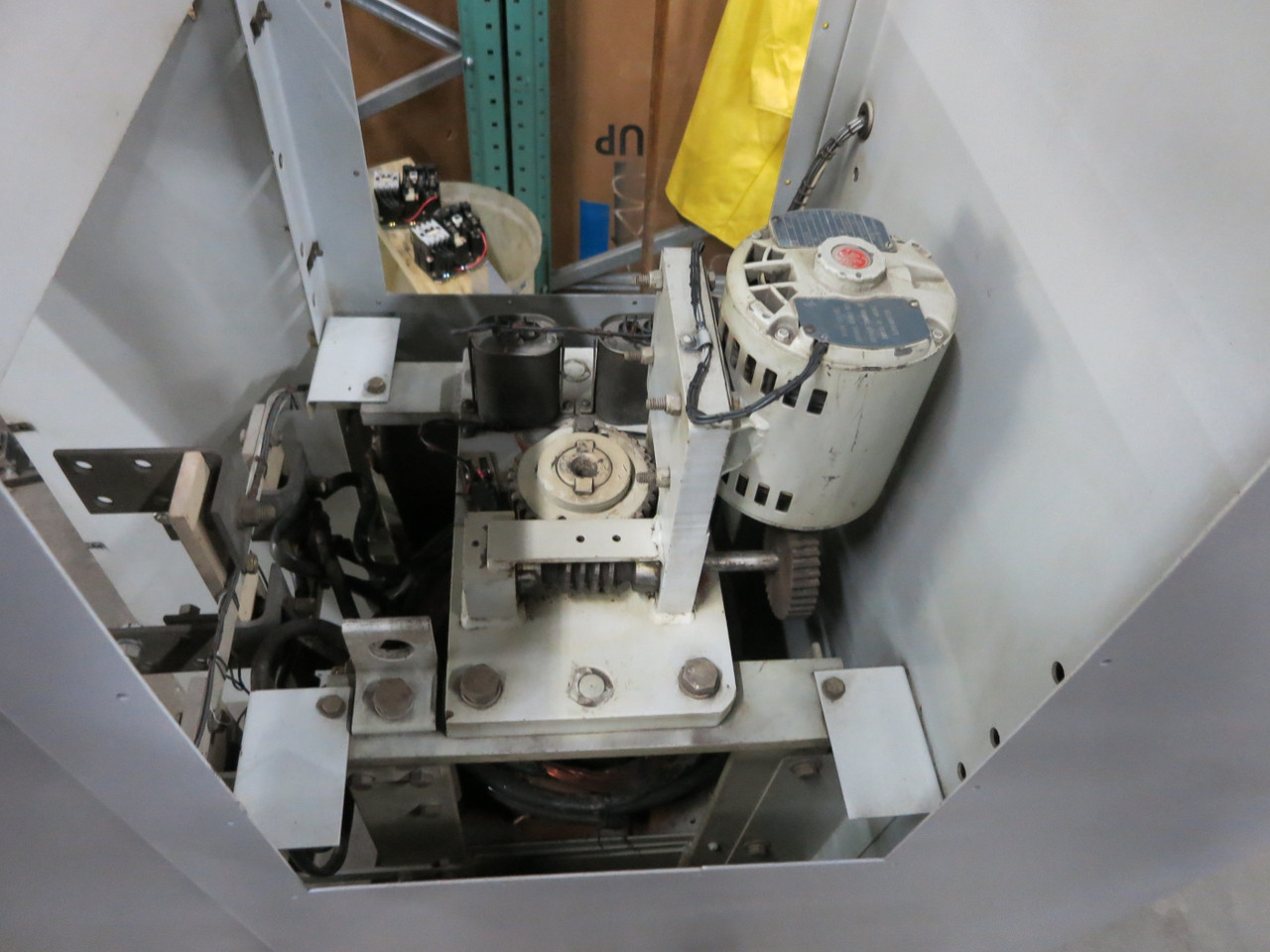 GE 31D6840G30 Inductrol Voltage Regulator 332 kVA @ 460V 460 In AIRT 416A 3PH (DW2827-1)