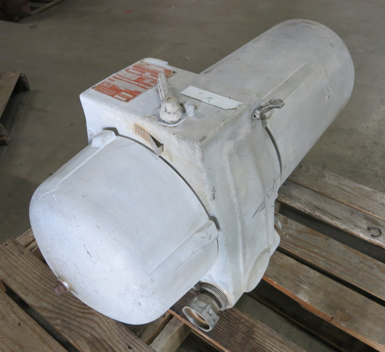 Crouse Hinds EPC-813 100A Breaker Size 3 Starter Explosion Proof ArkTite 100 Amp (DW2835-1)