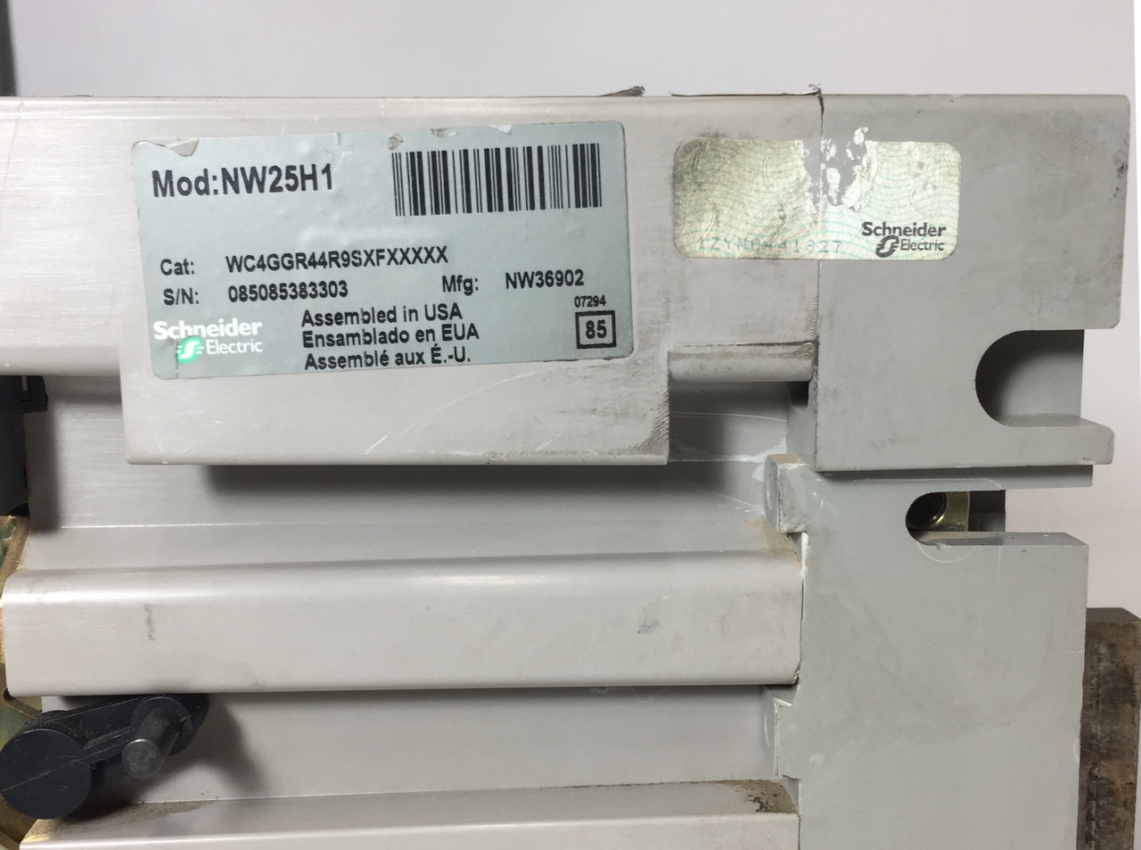 Square D NW25H1 2500A LSIG MasterPact Circuit Breaker w/ 2500 Amp Trip 3P Ground (EM4110-1)