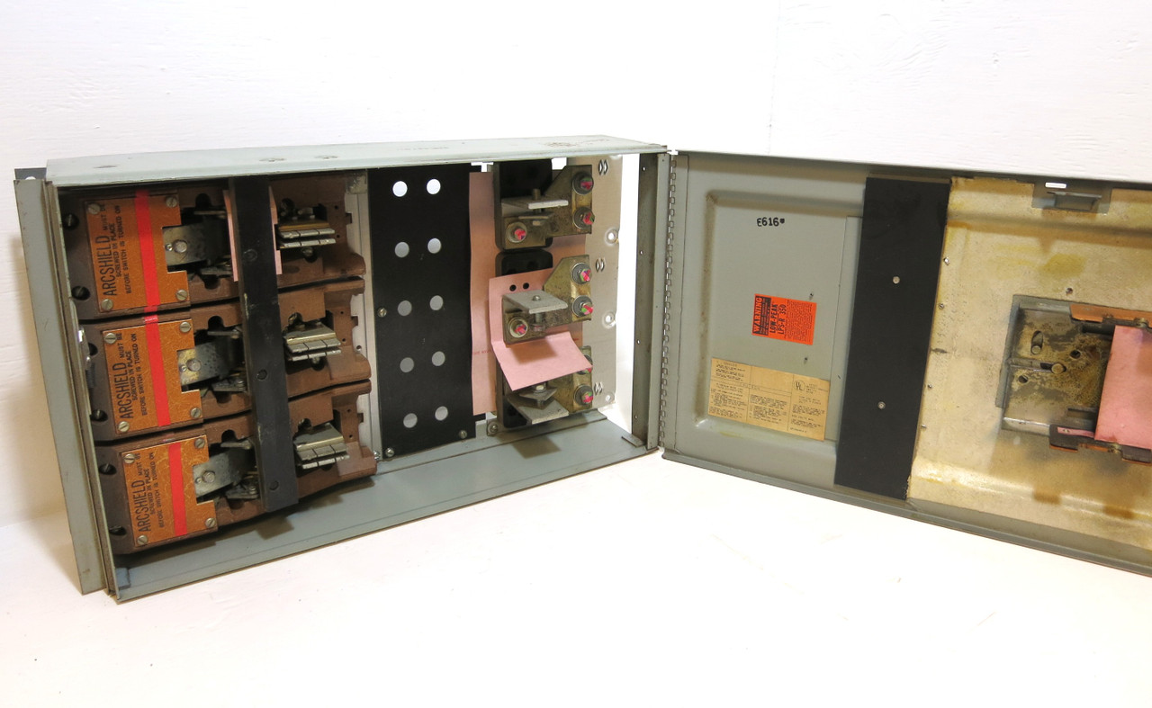 GE QMR325R NO Hardware 400A 240V QMR Fusible Panelboard Switch 400 Amp THFP325 (DW2920-67)