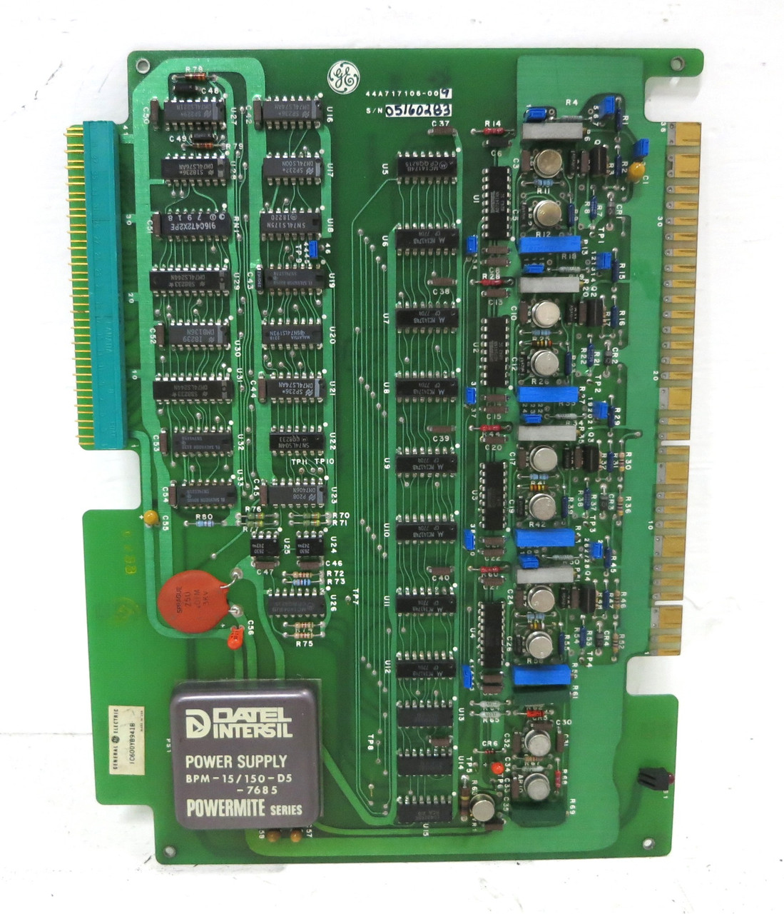 GE Fanuc IC600YB941B Analog Output Module Series Six PLC Board IC600YB941 (DW2978-2)