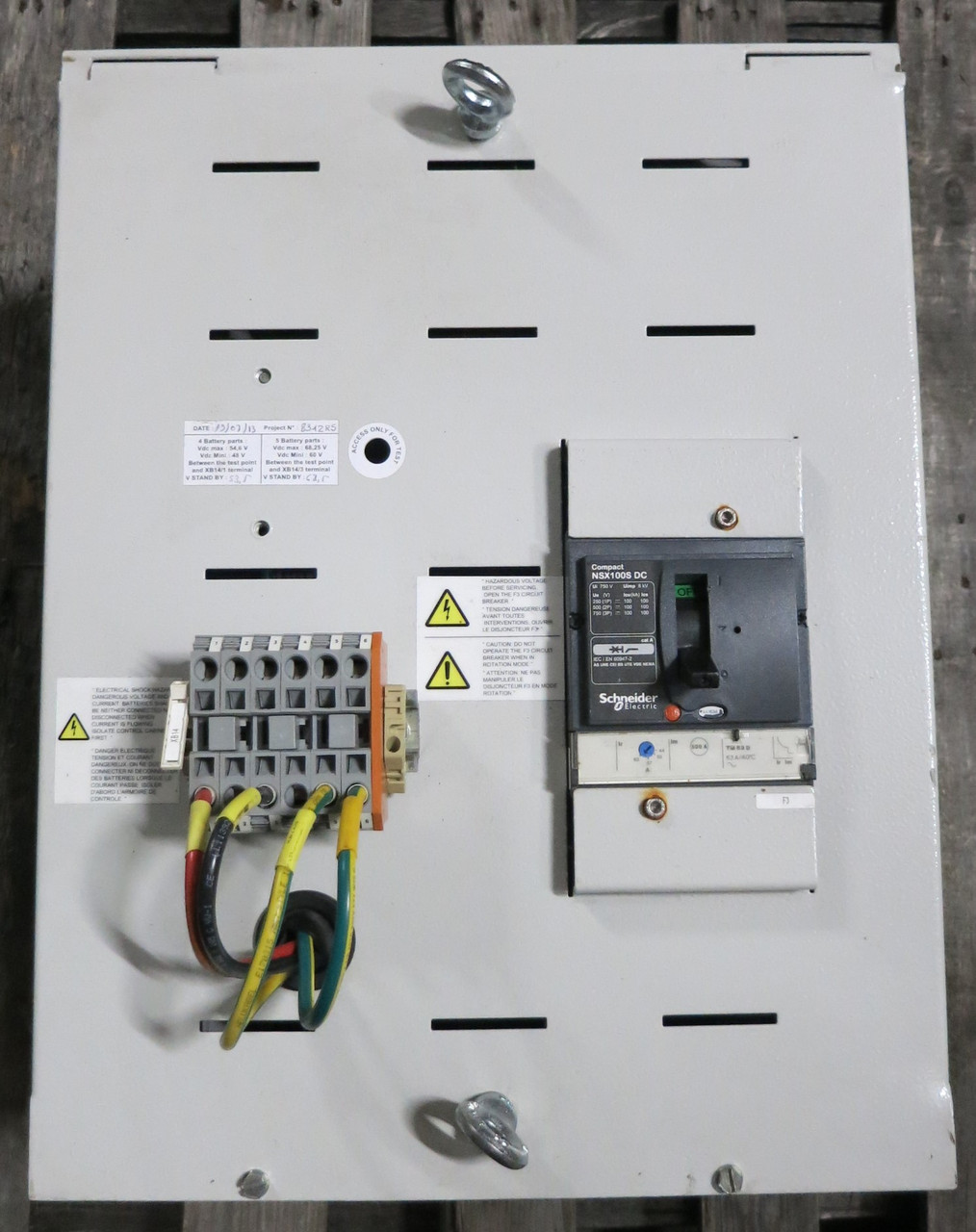 Schneider Power Battery Modul SWL750 Valve Regulated Lead Acid Battery w Breaker (GA0481-1)