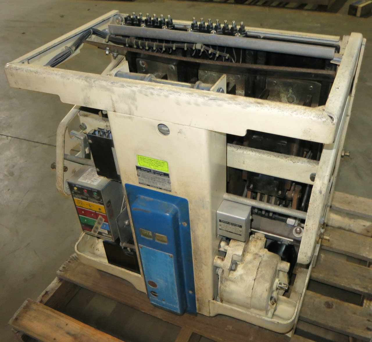 General Electric AK-2A-75 3000A w Satin American Corp LSG Trip EO Air Breaker GE (GA0495-1)