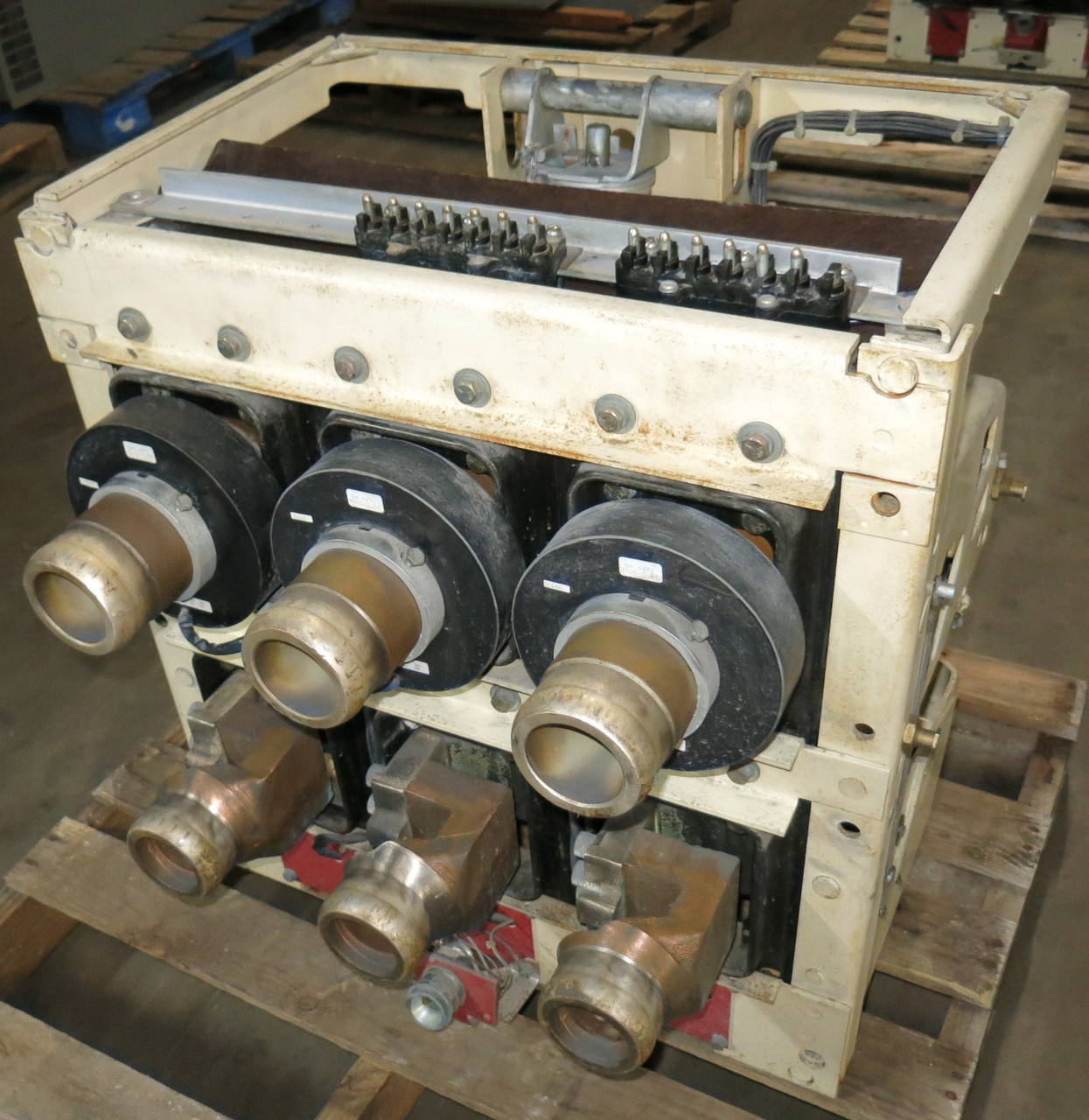 General Electric AK-2A-75 3000A w Satin American Corp LSG Trip EO Air Breaker GE (GA0495-1)