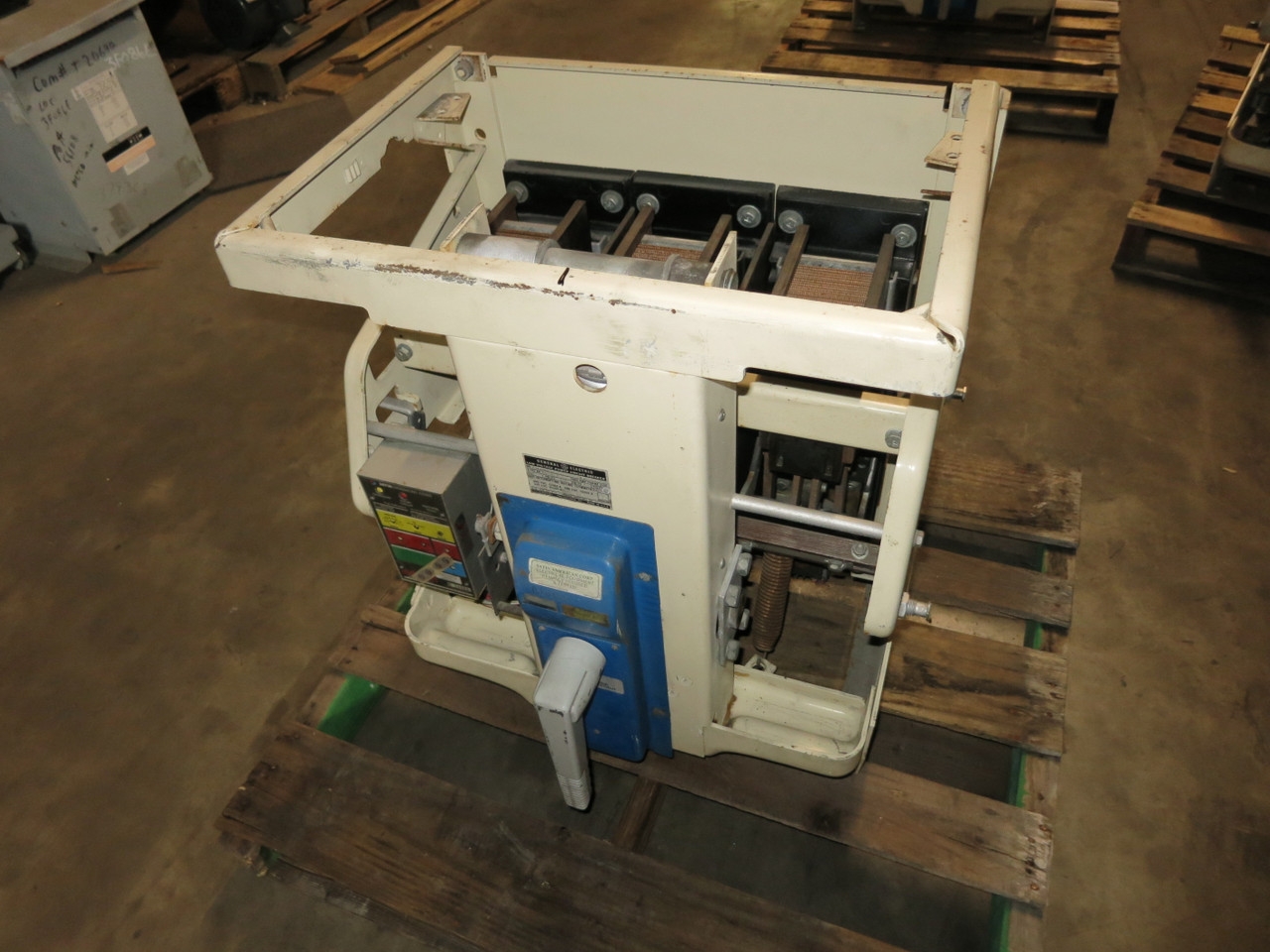 GE AK-2A-50-1 1600 Amp MO Air Breaker Satin American LSI 1600A General Electric (GA0499-8)