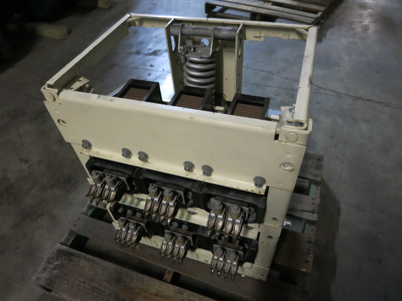 GE AK-2A-50-1 1600 Amp MO Air Breaker Satin American LSI 1600A General Electric (GA0499-8)