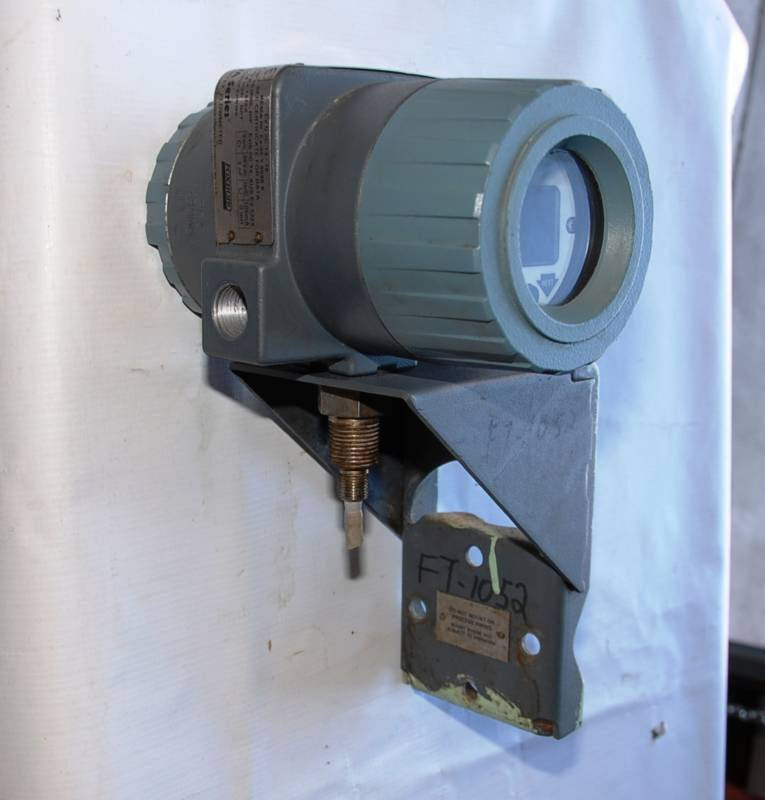 Foxboro 83F-D06K2SSRJA-D Vortex Flow Meter I/A Series 83FD06K2SSRJAD Transmitter (EBI1501-1)