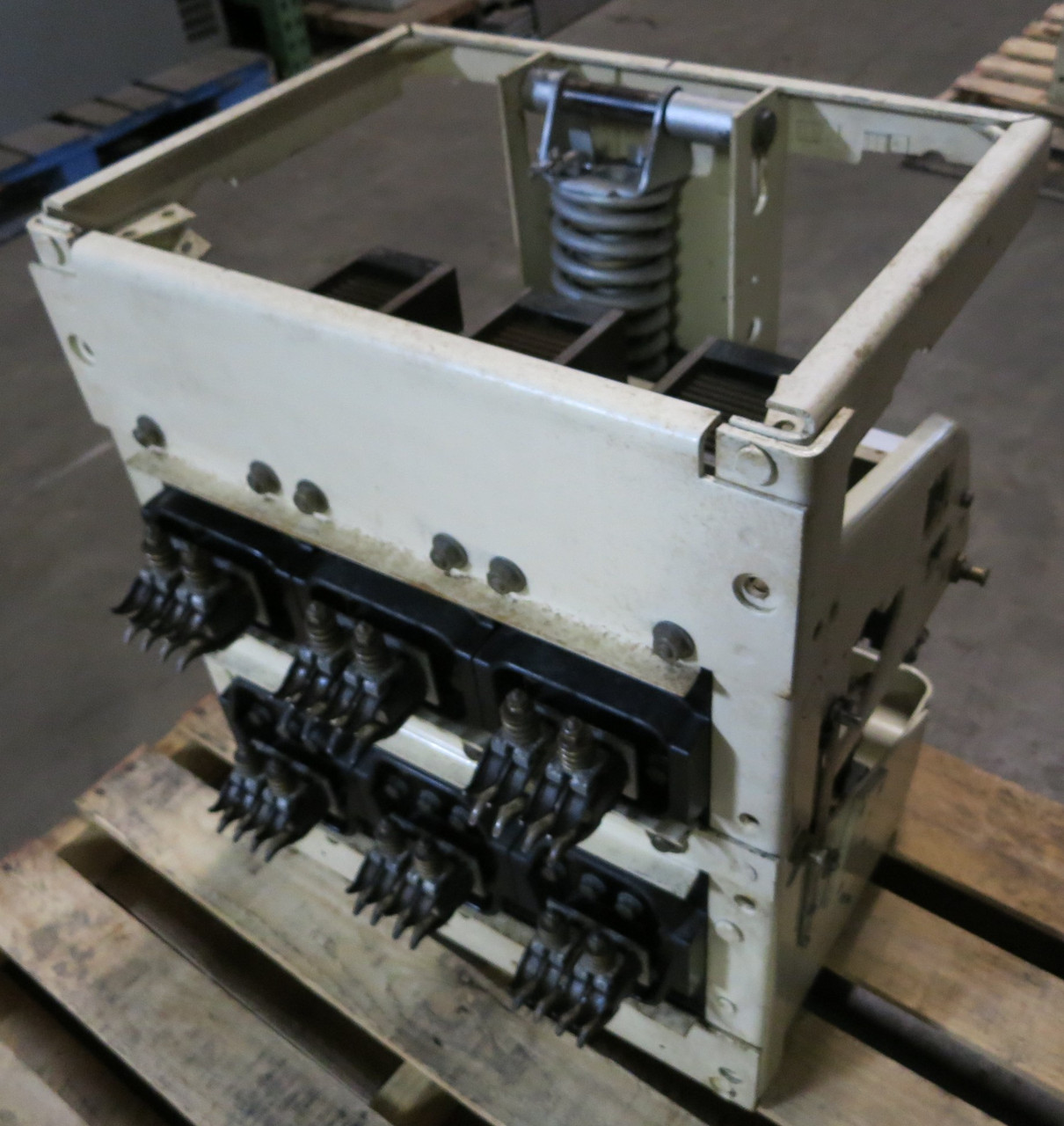 GE AK-3A-50 1600 Amp MO Air Breaker w Satin American LSI Trip 1600A Black Handle (GA0504-3)