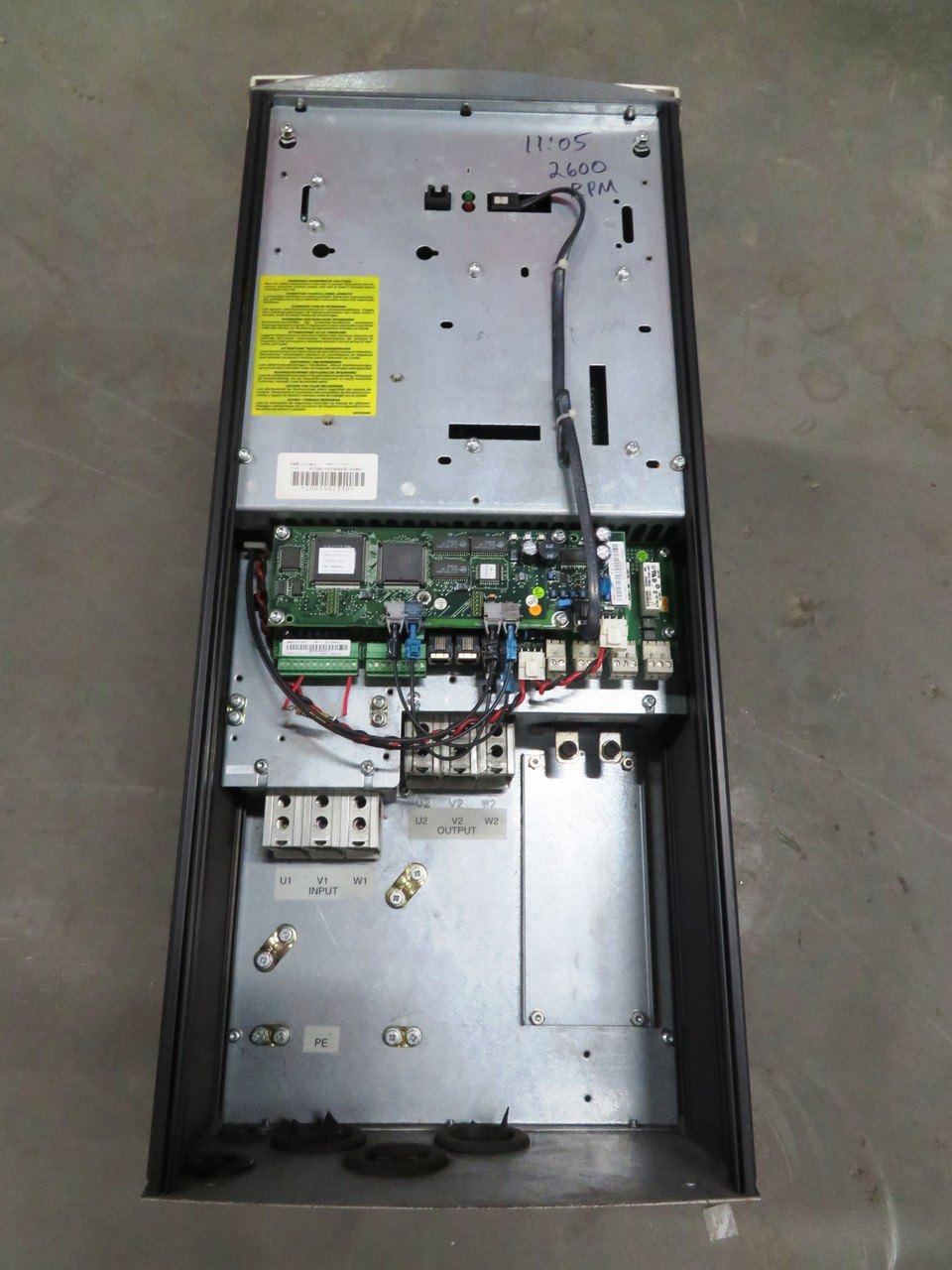 ABB ACS601-0070-5 60 HP AC VS Drive ACS-600 ACS-601 480V 60HP 84A ACS60100705 (DW3153-4)