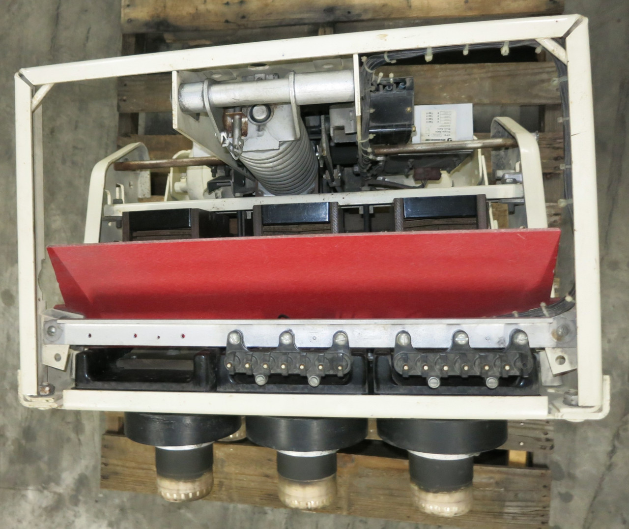 GE AK-3-75 3000A EO Air Breaker w/ LSIG Satin American Trip & Shunt & Aux (GA0538-1)